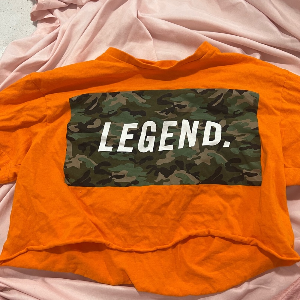 legend crop top